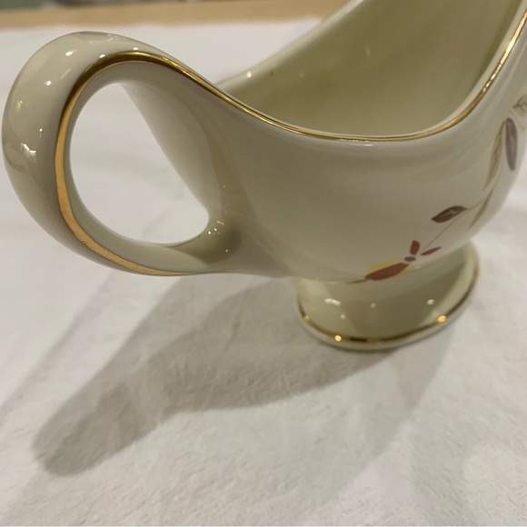 Hall’s China Autumn Leaf Open Sauce Boat - Picture 4 of 11